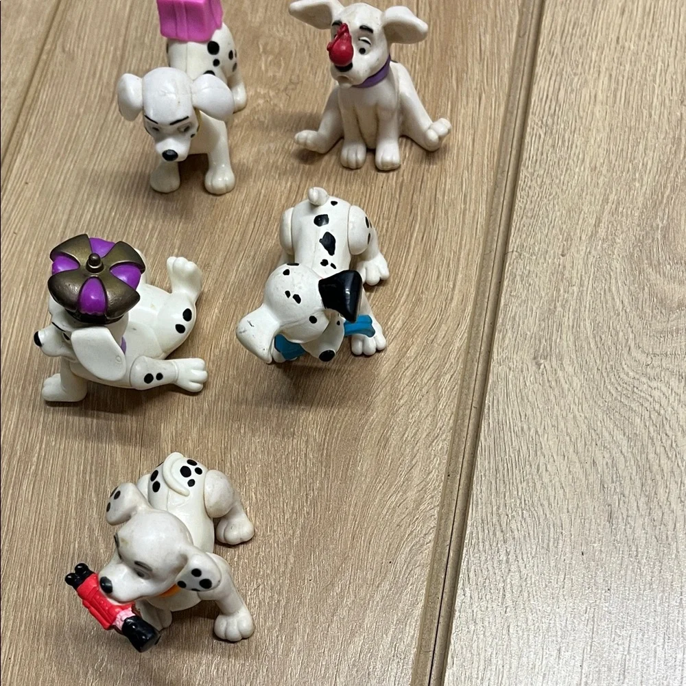 101 Dalmatian Movie Vintage Toy Set - White and Black